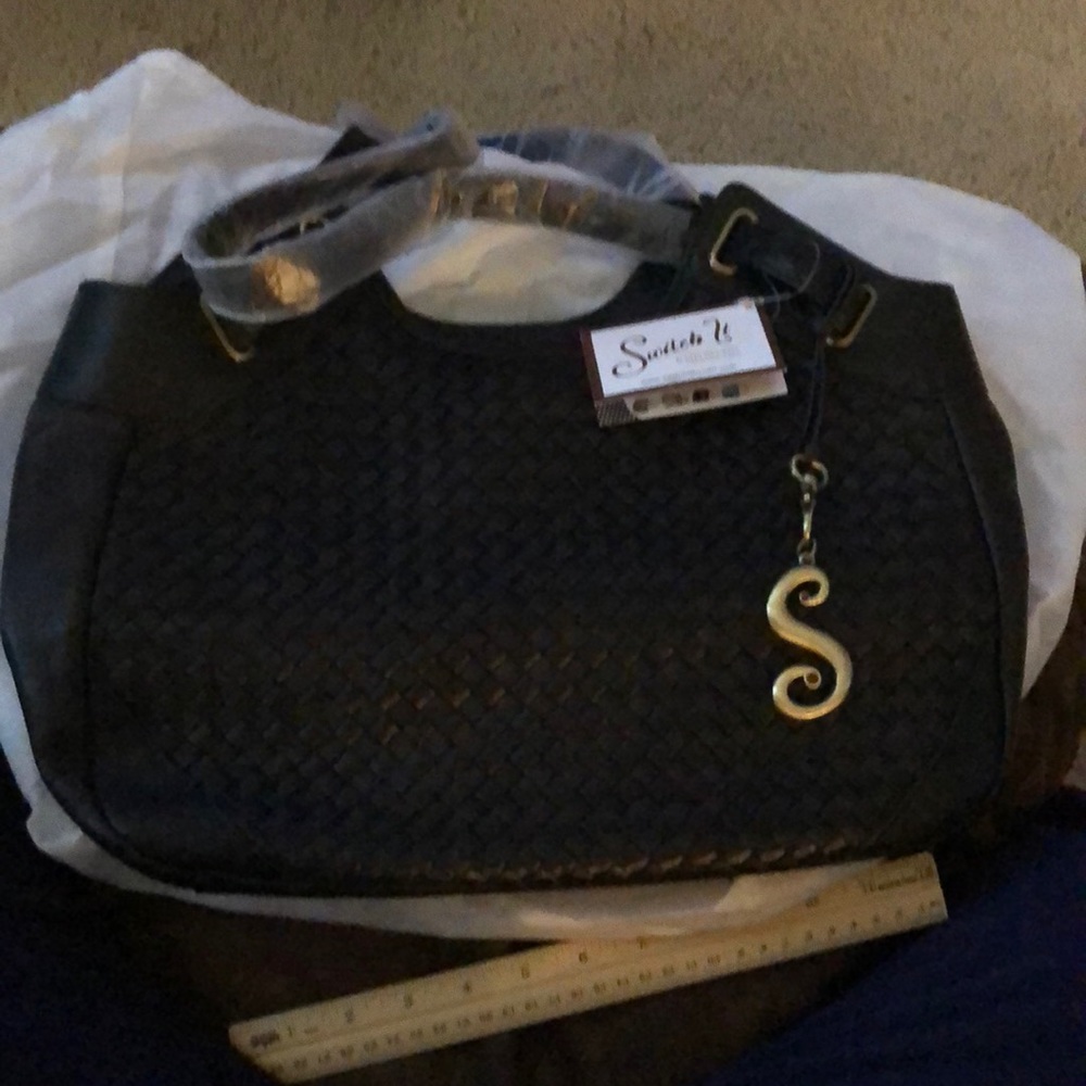 Black SWITCH IT purse